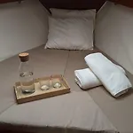 Bådhotel Velero Nadya Arrecife (Lanzarote)